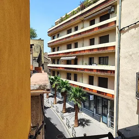 Vauban Palm Apartment *
